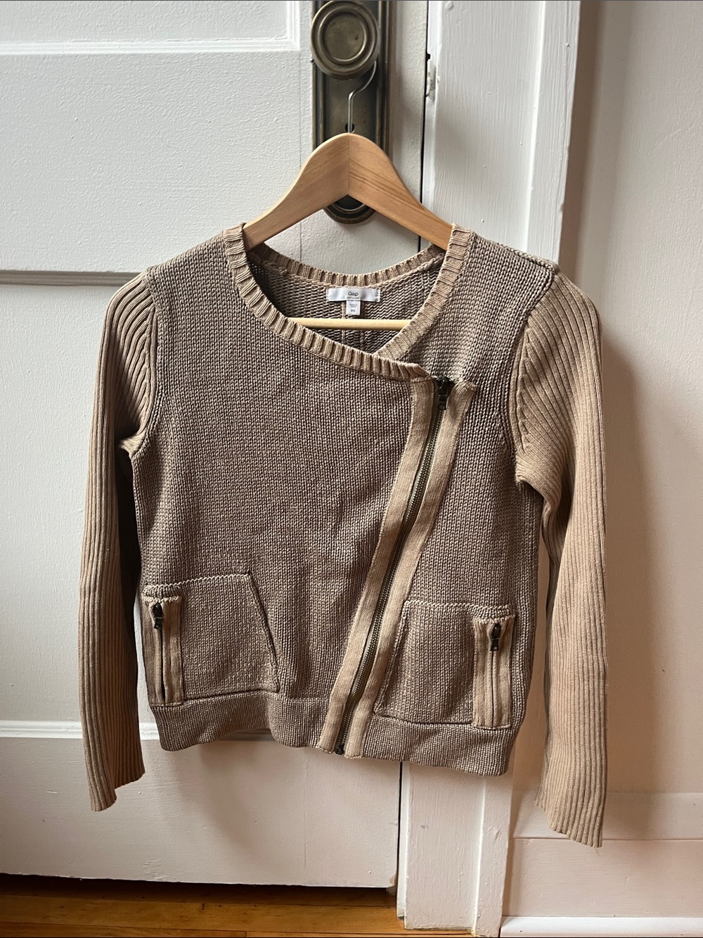 Women's Vintage Gap Asymmetrical Zip-Front Knit Sweater